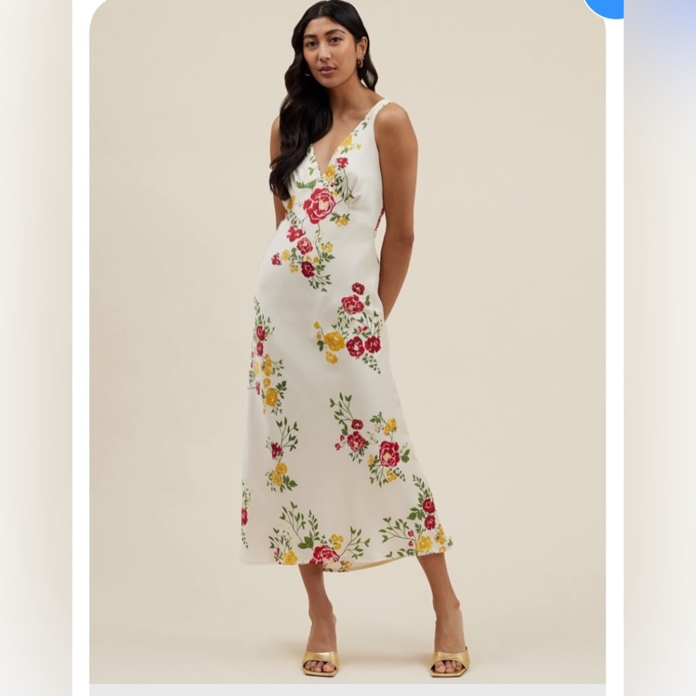 Park & Fifth cream white dress with flowers